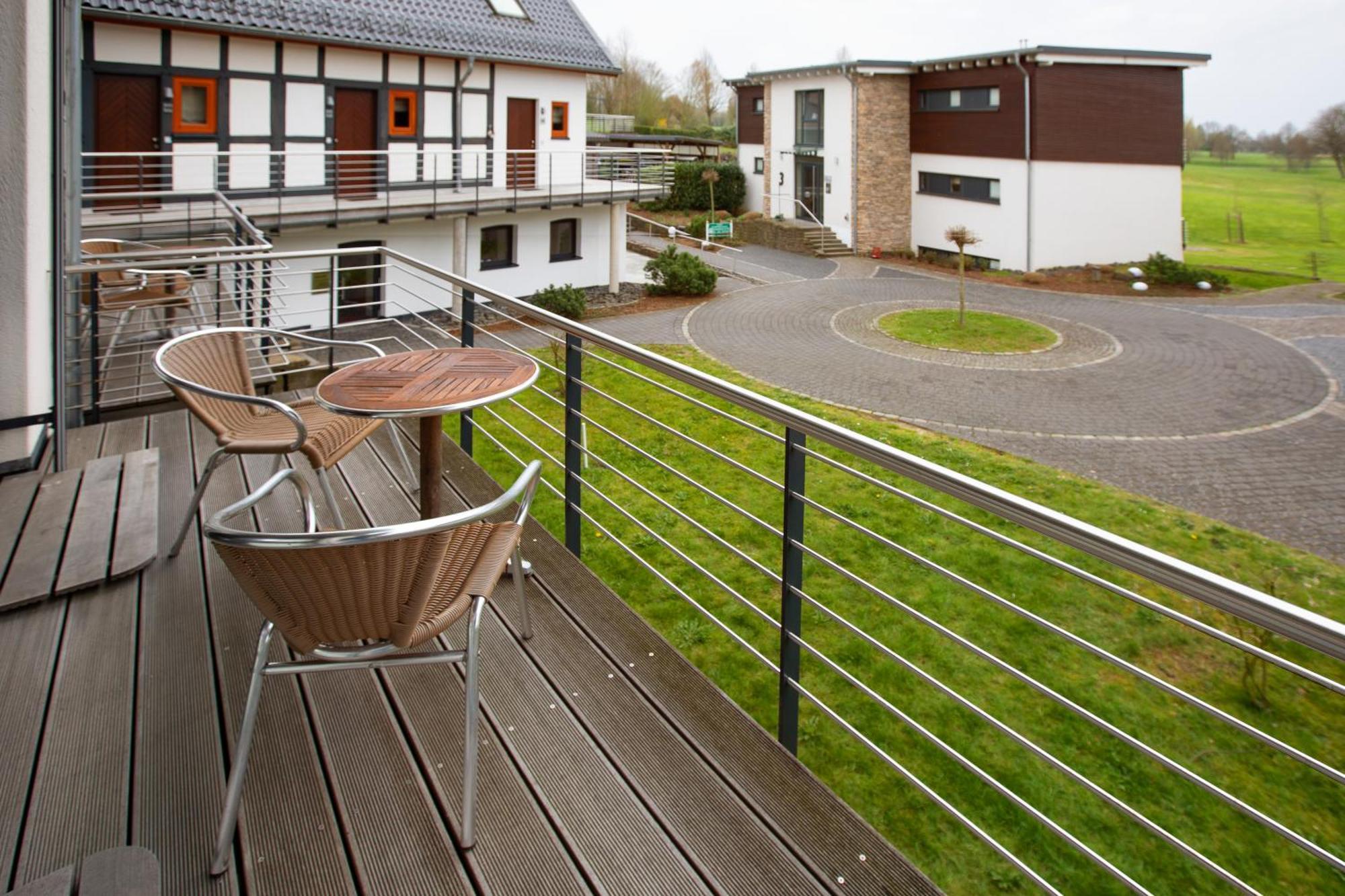Gut Heckenhof Hotel & Golfresort An Der Sieg Gmbh & Co. Kg Eitorf Exterior photo